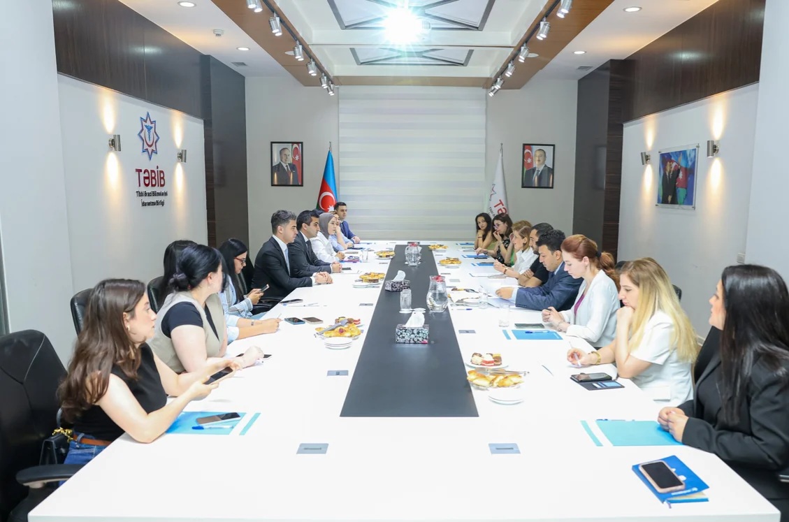 TƏBİB media ilə açıq dialoq formatında görüş keçirib